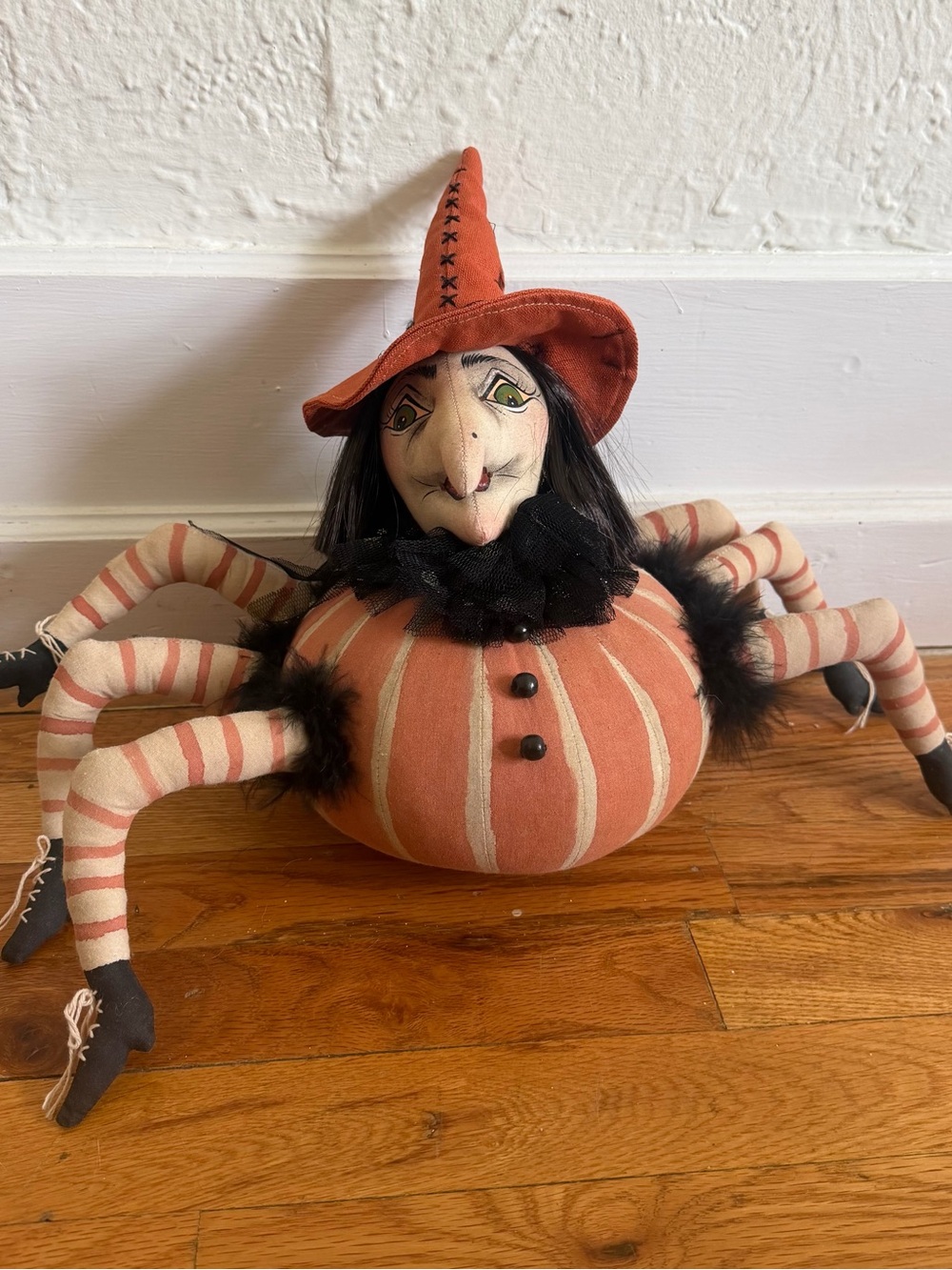 Joe Spencer Esmeralda Spider Witch